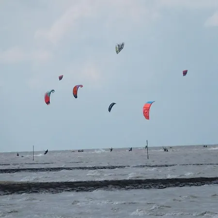 Apartament Surfers *